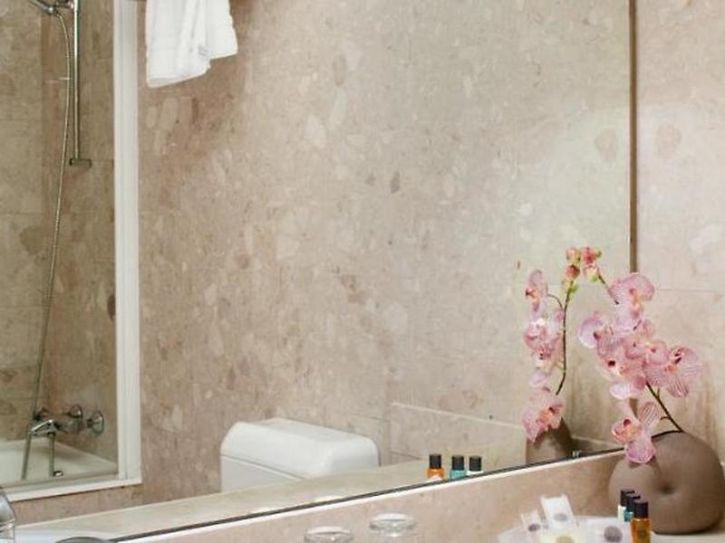 87C0A8D0FAD729B86995237AFD8A2D37