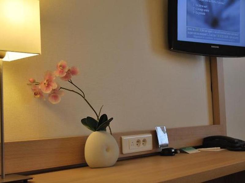 EDD3F91A3647614A71A3E3A0DF0BED03