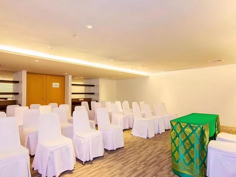 F16AC6621535699CE1A4E99C9C4A917F