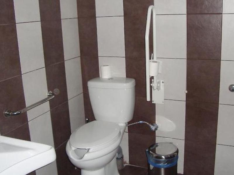 DFCE30012DCB2445B047D73DB8A61835