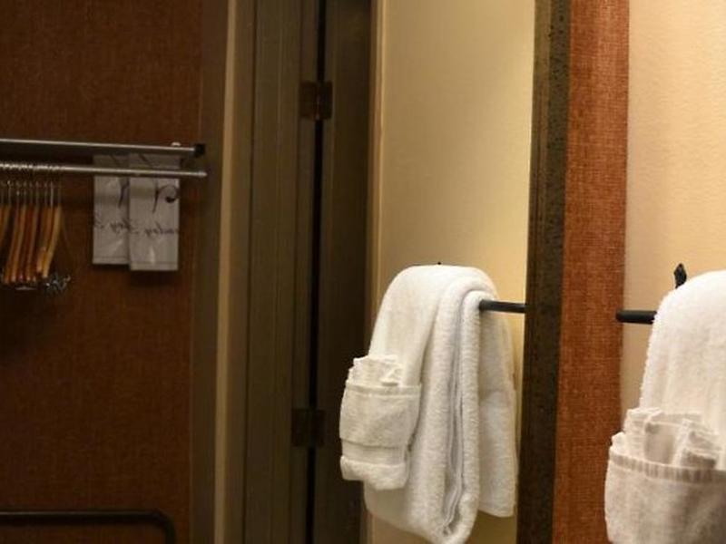 E210D7D75435CC84AF3F289568C15505