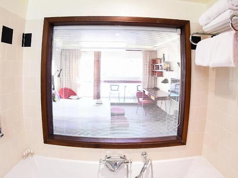 AF8C73FEFFB3F25D32AA52FDFEDE5690