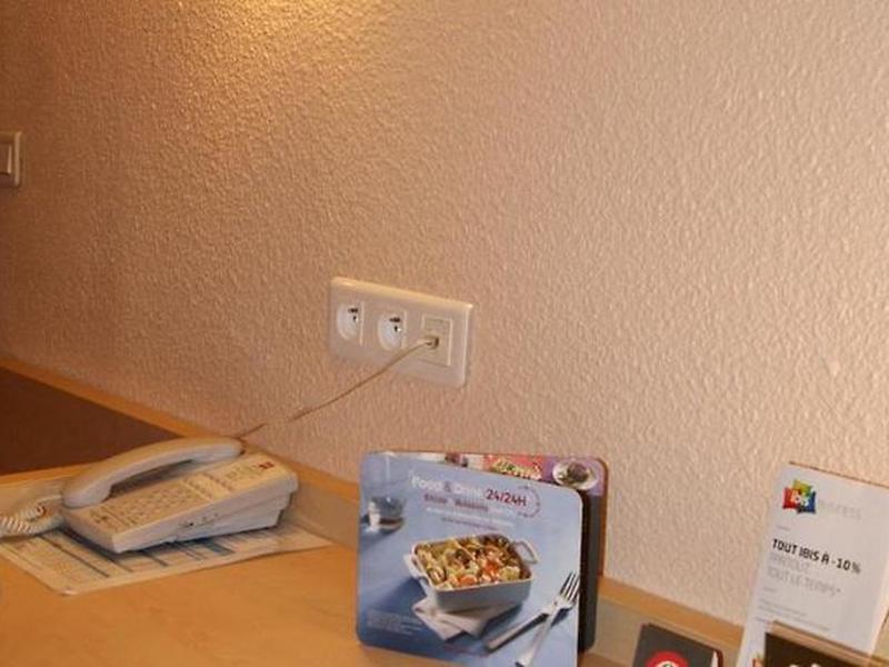 C03CDF6780E991453156A14BA0949F0E