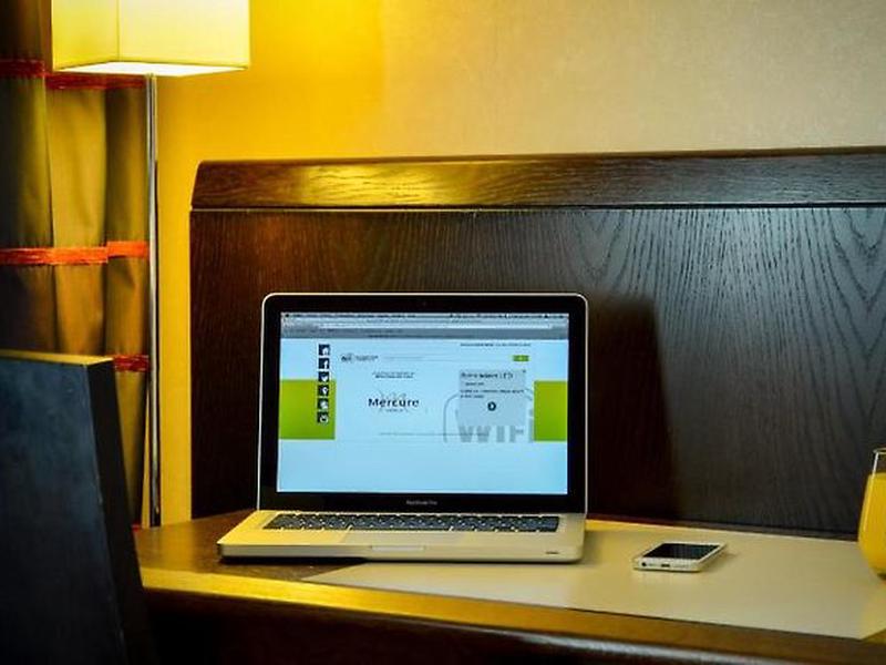 B2B3E824DEFE72986B861FAD0F8151F1