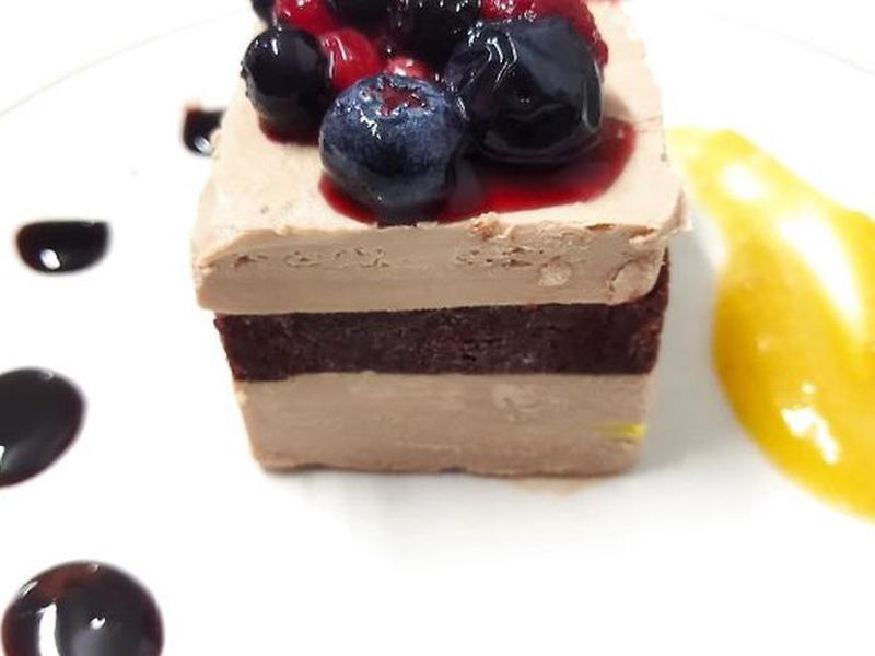 E90B986919C2B1FD291C14936E82ABF5