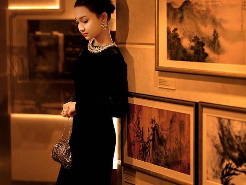 76AC3AF85A8DED2F6B5E213D0587A0FA