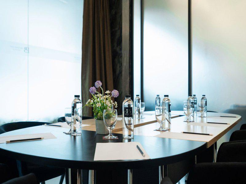 2EAD97250F65382F5C880E624D31F5A6