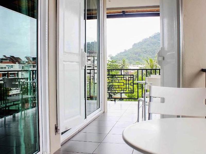 90E33E4DD98CD0CE7BD1C6CB1999DED2