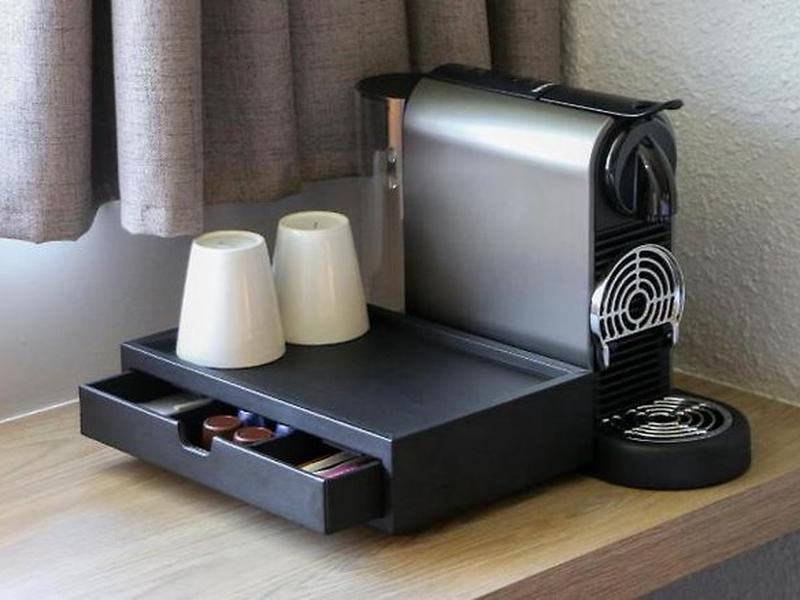 1BCF765B564DBD1E3383D9377DB8B4D9