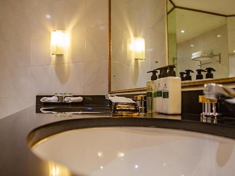 DEE590B9ED90D8160656C3BE4B954B01