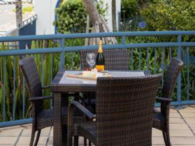 6BBA08420E0EED2AFD36E240C949B047