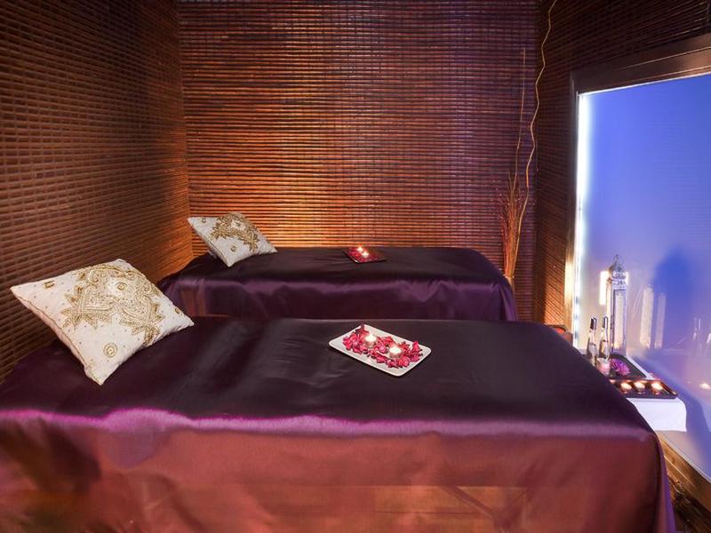 2CCF59B34884CAA328B5DB1799946835