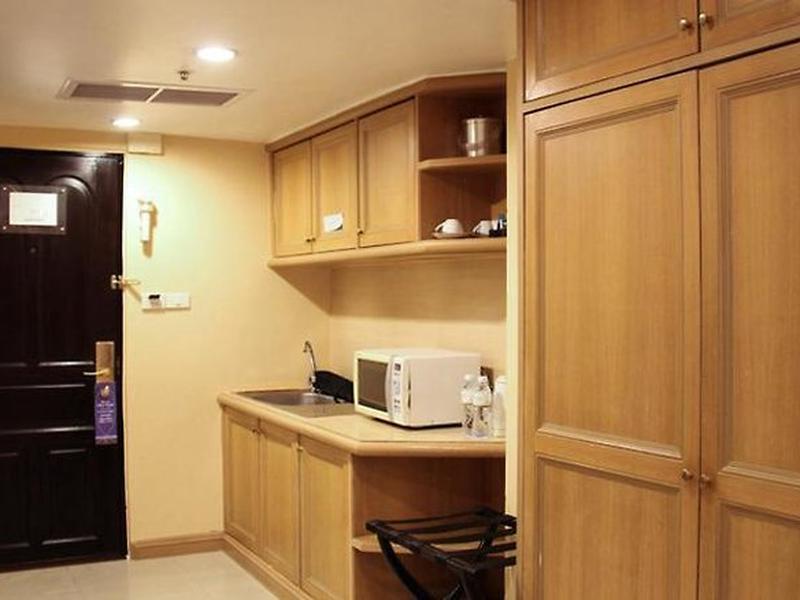 7627E03DDAE55E4ADB9E39F7176F05D5