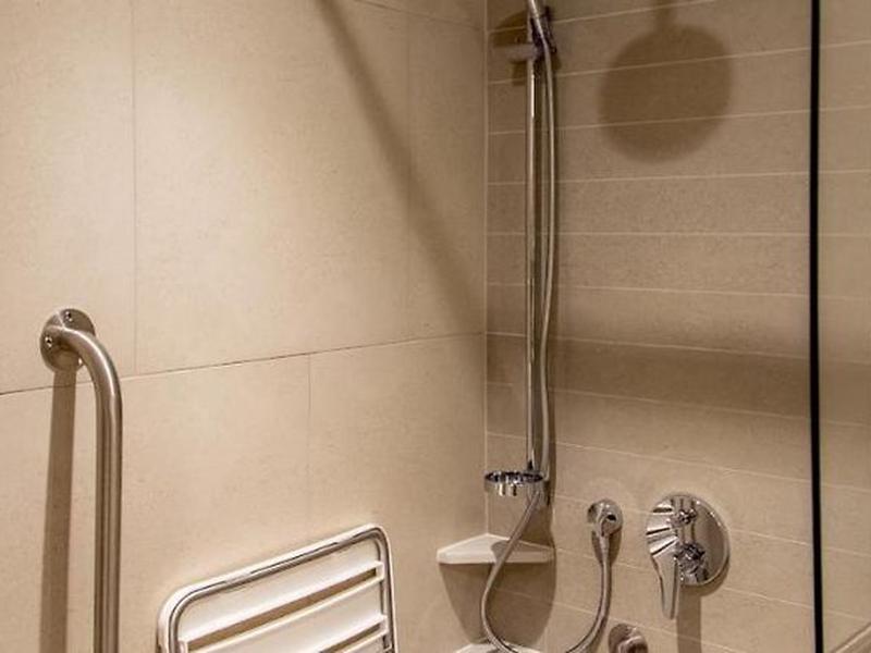 5A8C64FAF793DD2272C225D2108CAF58