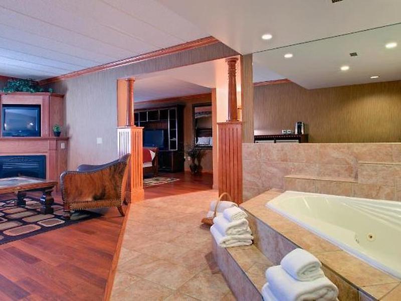 9351C53CEB6A61AACA0F68400E36A1D5