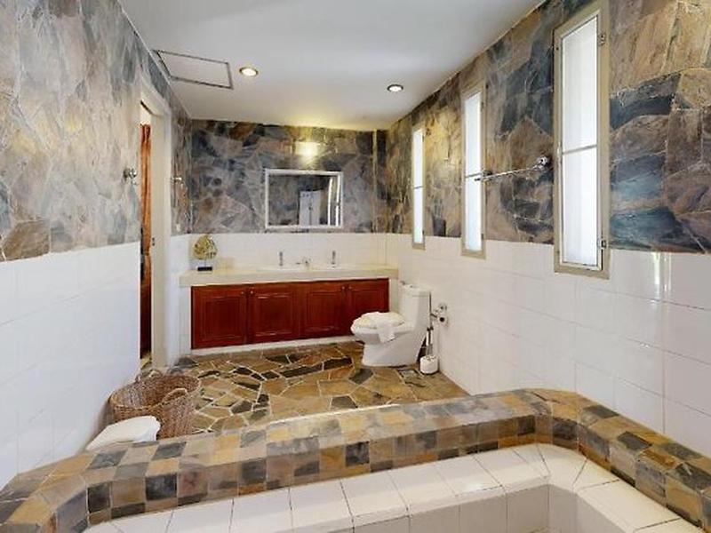 D9CA4C4885C21E0377FB774E56B45BD0