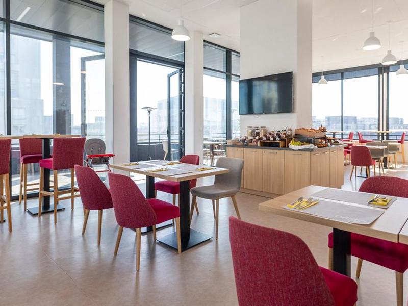 08CD957BDD75A1EE028B7543D9553B17