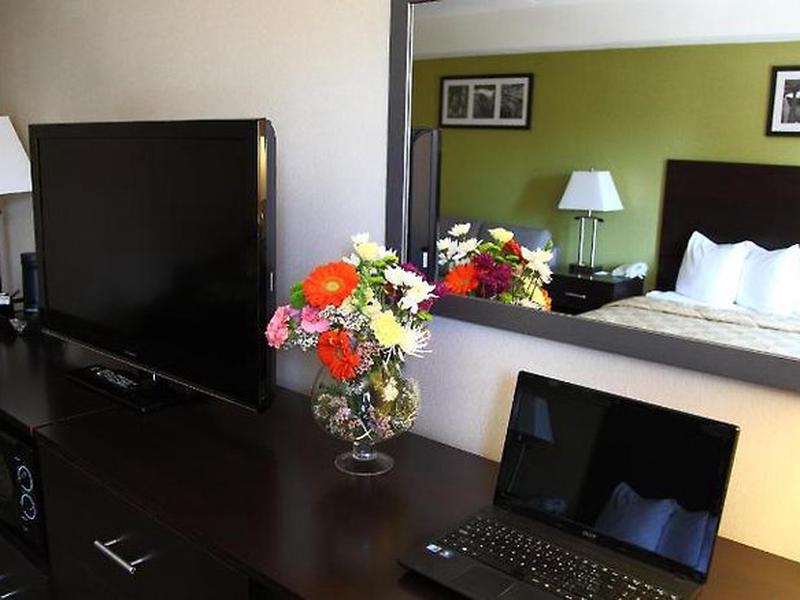 B4AAD42943E86443380CCF9725F7644D