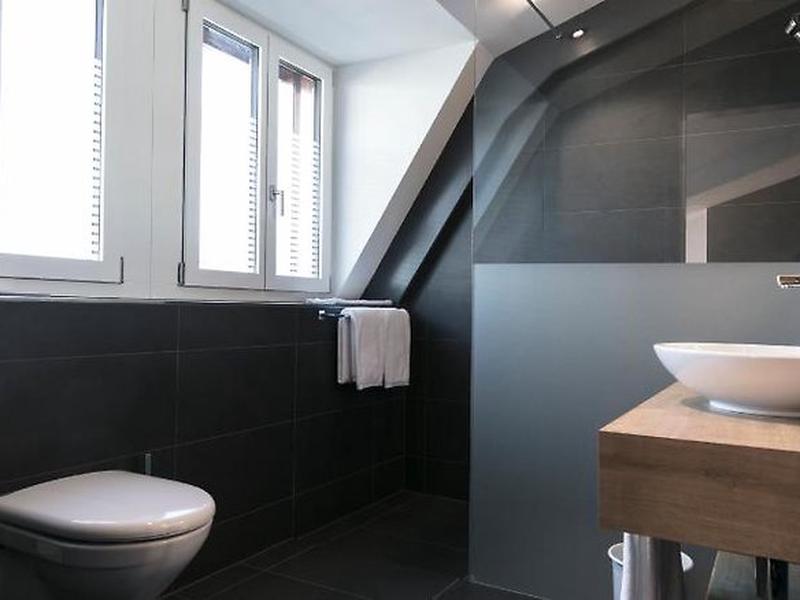 DF7ED0F3B7F2066FF46F9E4EAAA1EF51