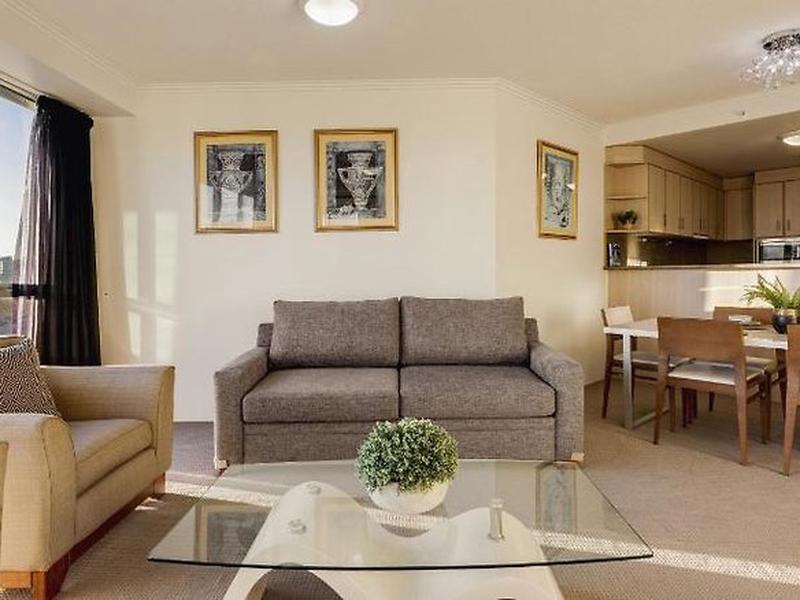 E239CE3BBB292CA19121980947B533DF