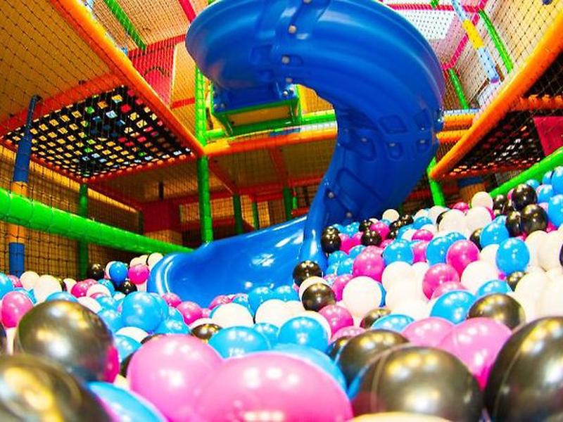 C8463FF8FC12E62C360864159D5D5B9B