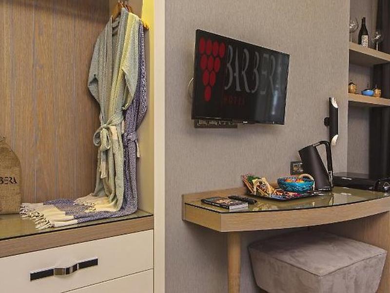 68A6E58BBA9447CB2FC22E79F083AD0D