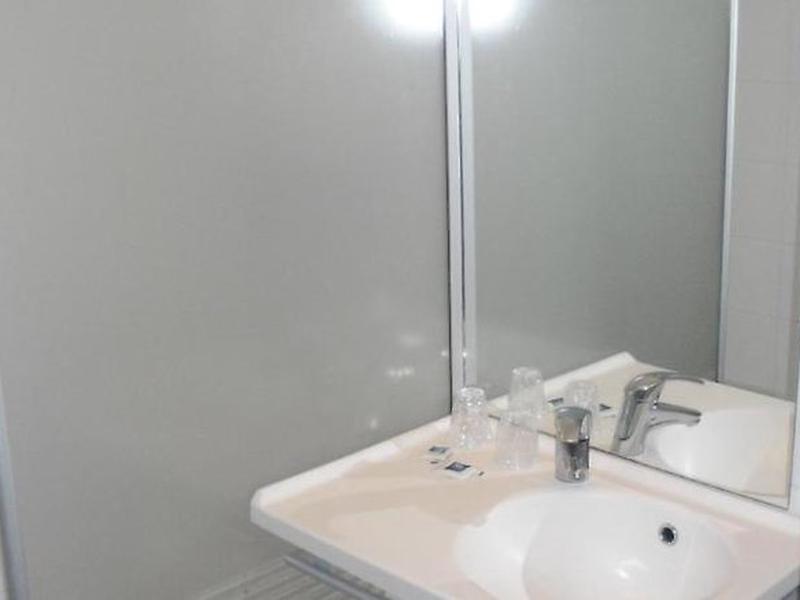 5603C7CF0B711C5FBE0B7A9F181C8E70