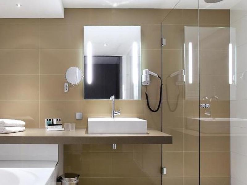 07750B17306F2468B02BE8B45E45B722