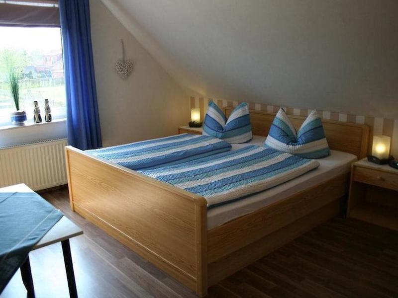 0B72011F95287ABC281BADC325D038B7