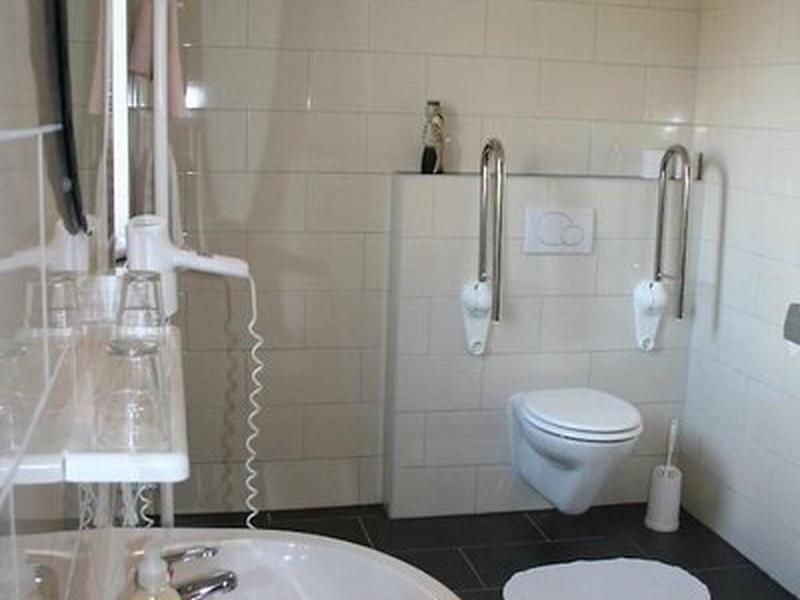 B3F1251E7DB5B7C7527085B51DFC2983