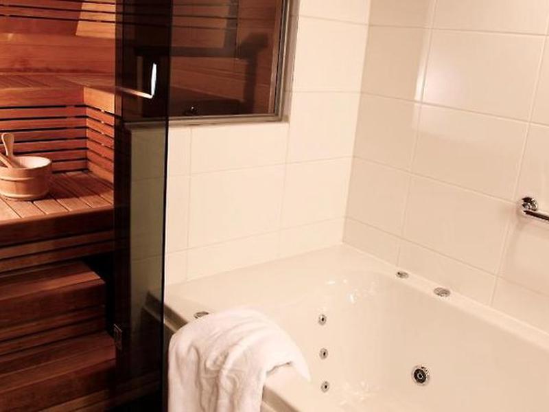 408EB143908B3D80791BAEF036824B87