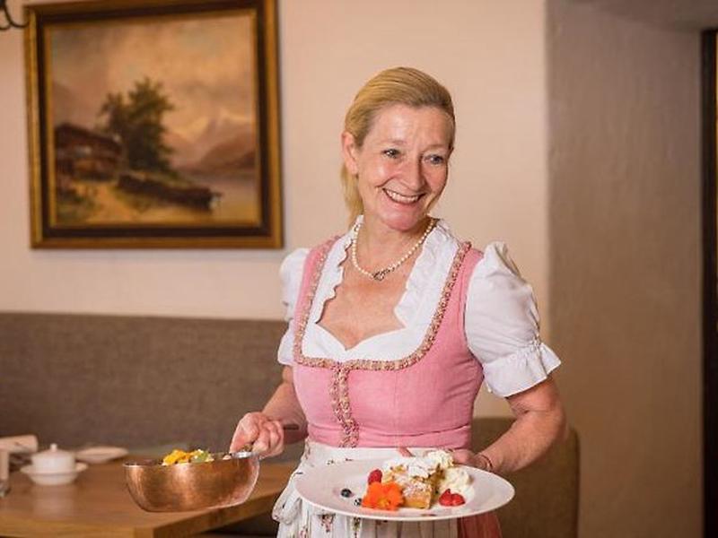 6DE51A143BC82320713E4DC9305A6916