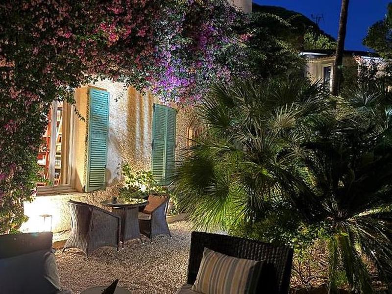 208296610293A6BCE7C85A1B771B1FF1