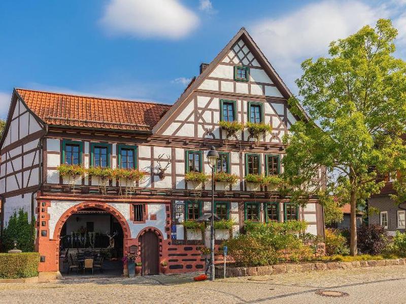 F529ED94CE99D8C78F3E284DE457C0DB