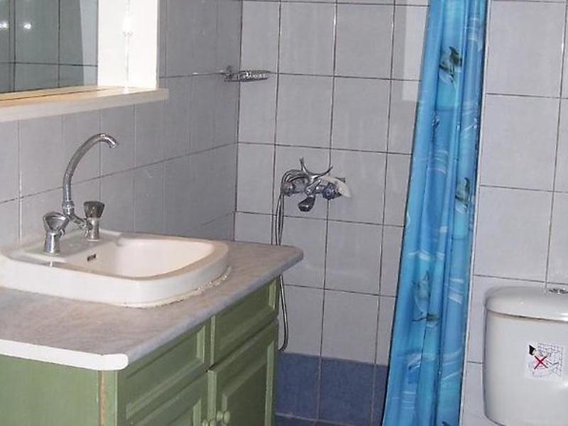 2B2E37D8673AD8CAC0FCADD005539B96