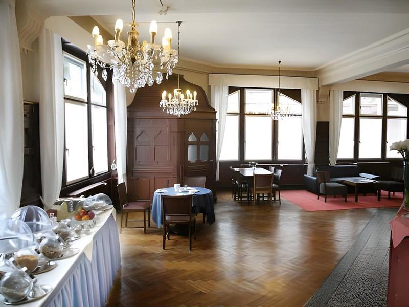 5E8B40747203396760FF46BB5DF24667