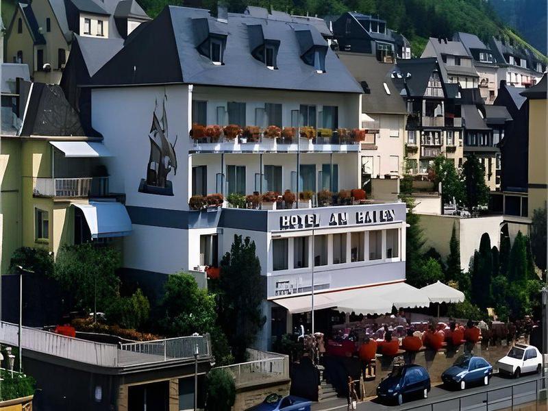 04E348FF8923ACB5C3A77B4F0A43D95C