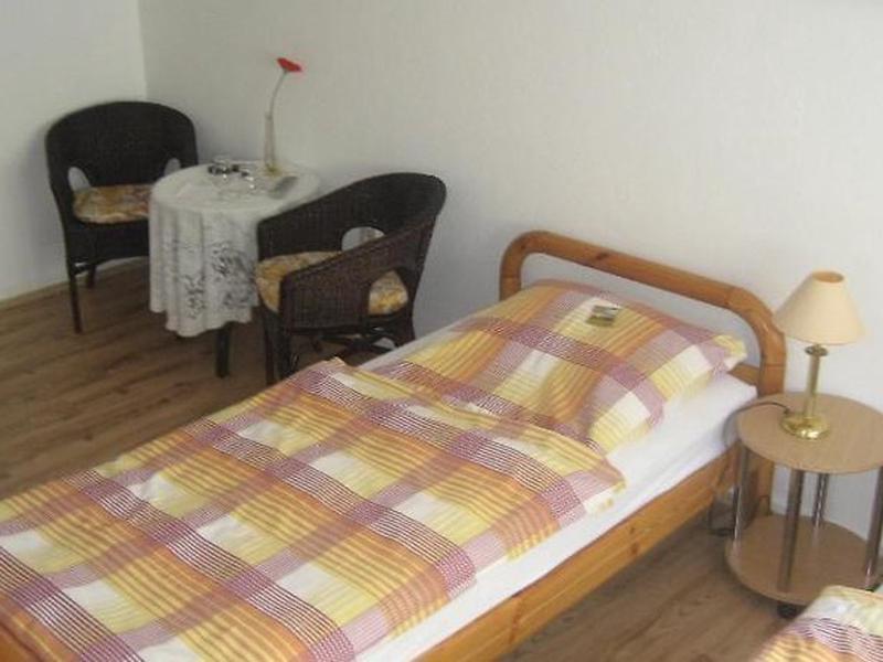 C383E535DA361F8A726A31F61E7C05D6