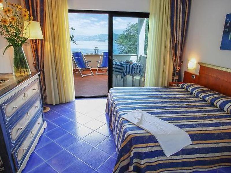 1AD87F9AAF45FB56F1CAB8585EA5AD7D