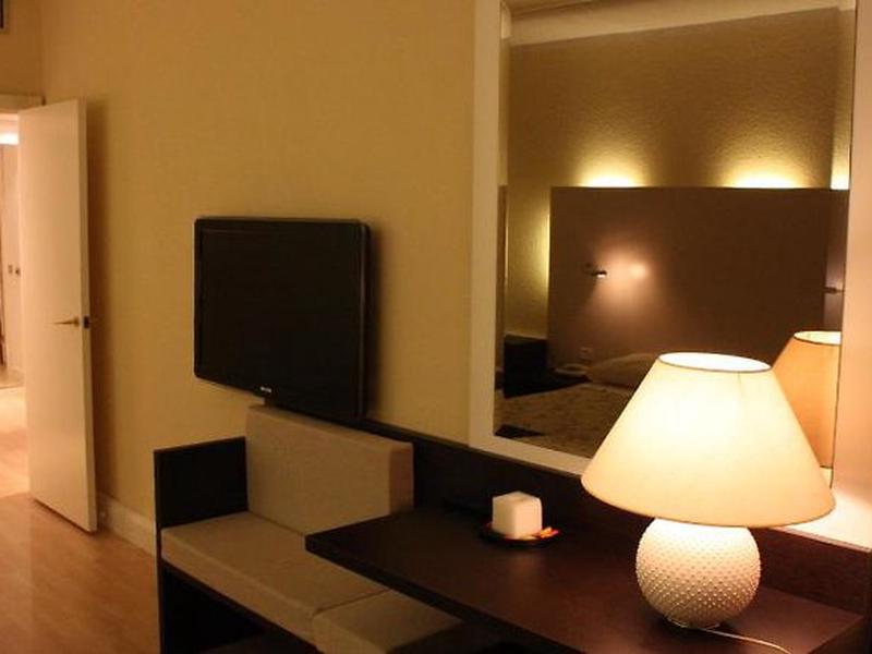 BC24C999939296459183A8F9900F0817