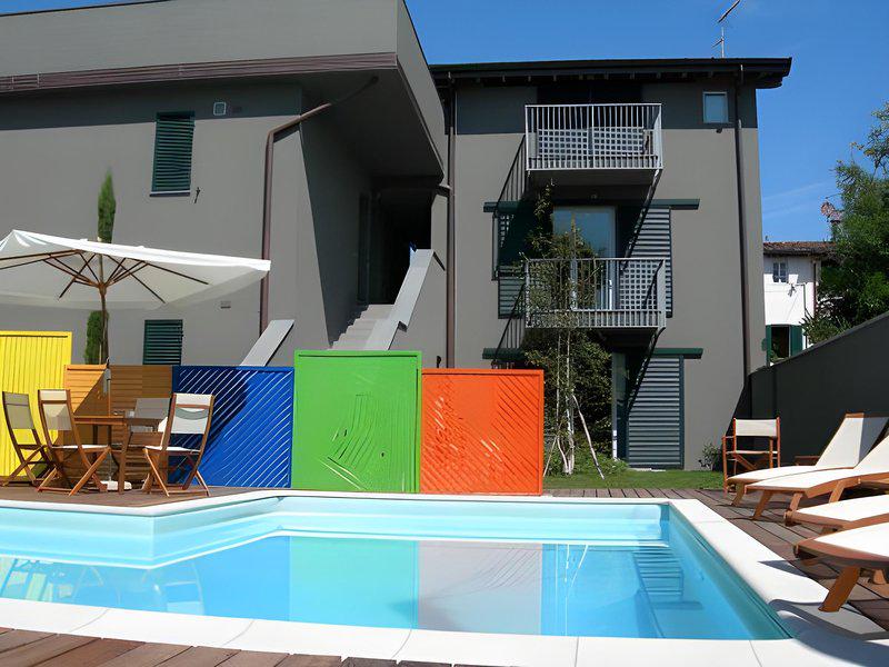 40E78B04B899B821A3F07A9C13D2D3D3