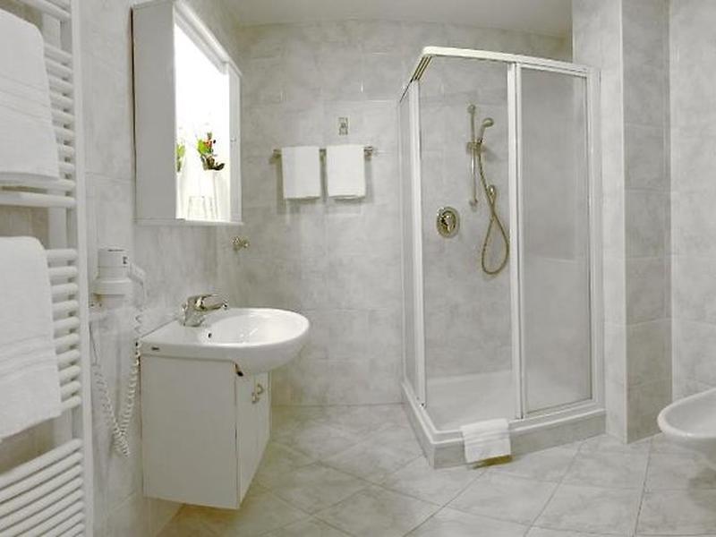 54D708B1700FDF3D408A84EA5815CEAA