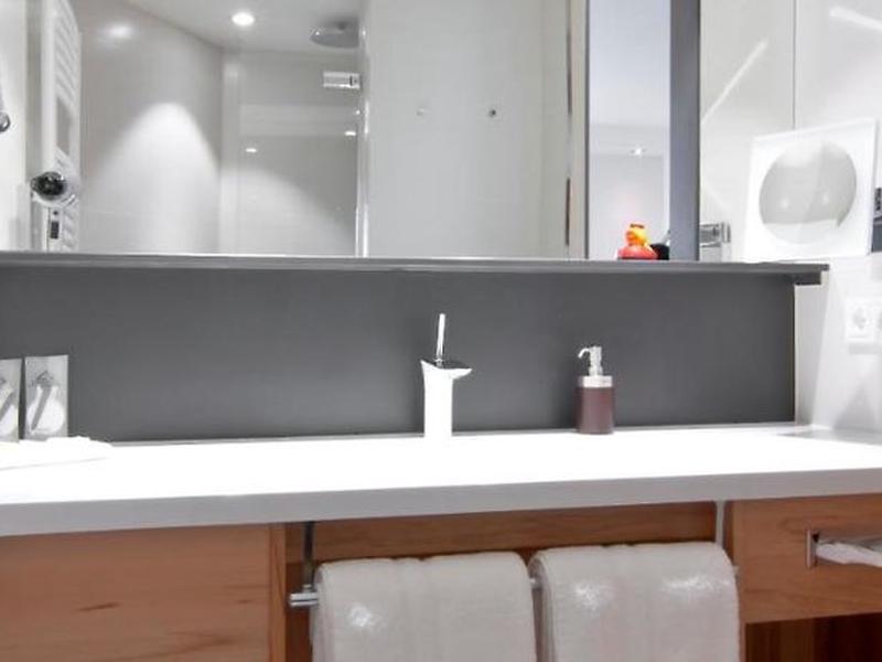 11B7F7C9ADCD14516E38862F146A2DFD