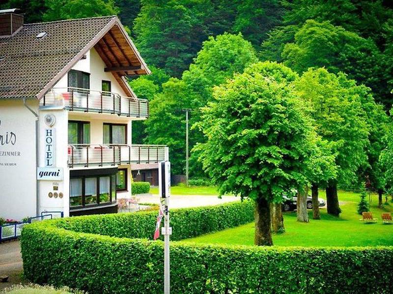 79D0AA106F0C1573733C2A7001D4F9A4