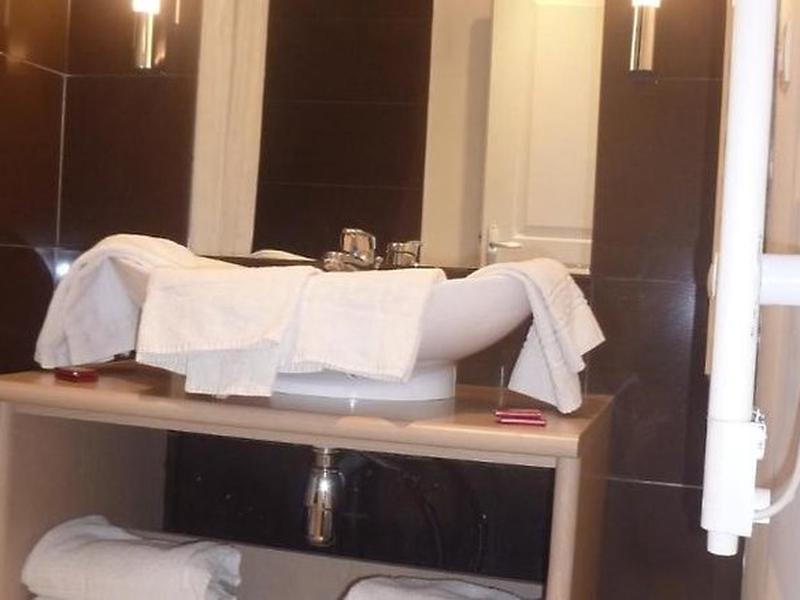 8C554DD9C009AB11F121513F30D6A49A