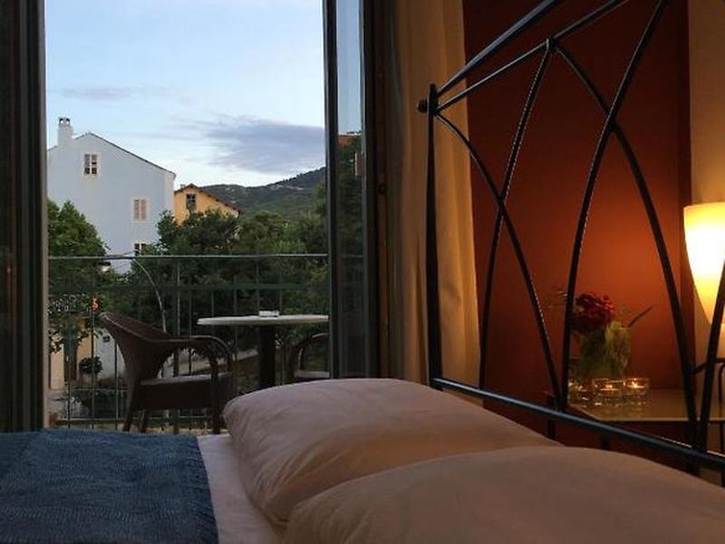 15D92131BCD955E3CECB6ABB8B6D4A80