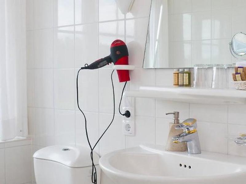 C31CD3858EE53ECCA52EA204BF78F770