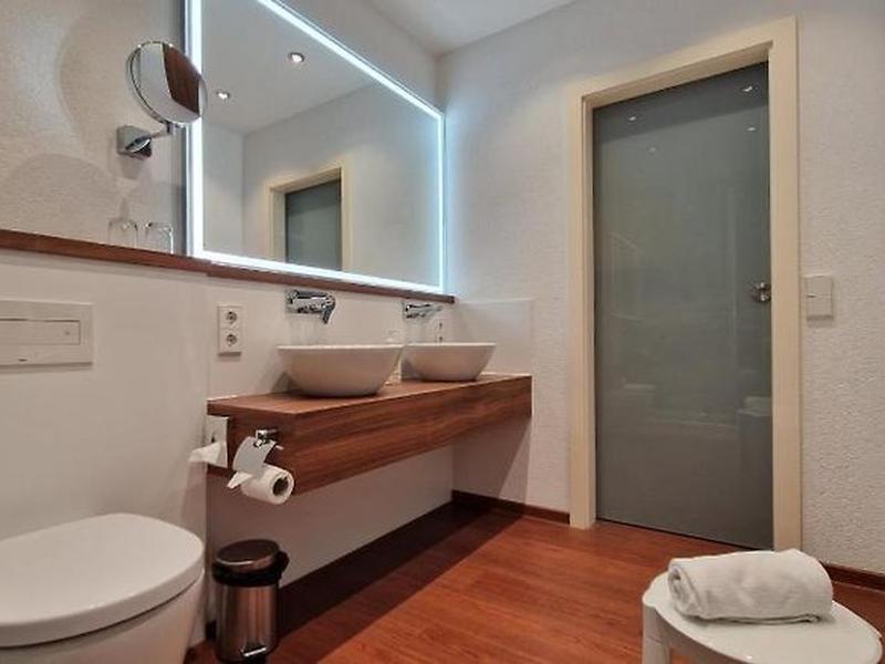 3B054E297983784CBEED9B0974711522