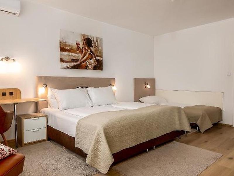 27E21138A3D611CC8352A90CBA8D2E26