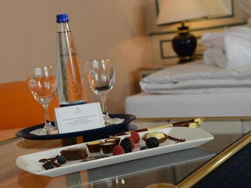 1A3E0FD8EDE117E5F99CDC688F5BE94F